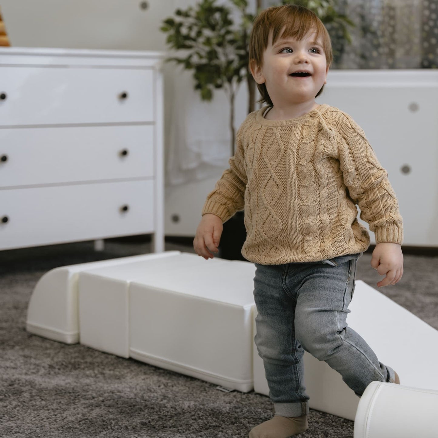 Soft Play 7 Foam Block Set - White Discoverer