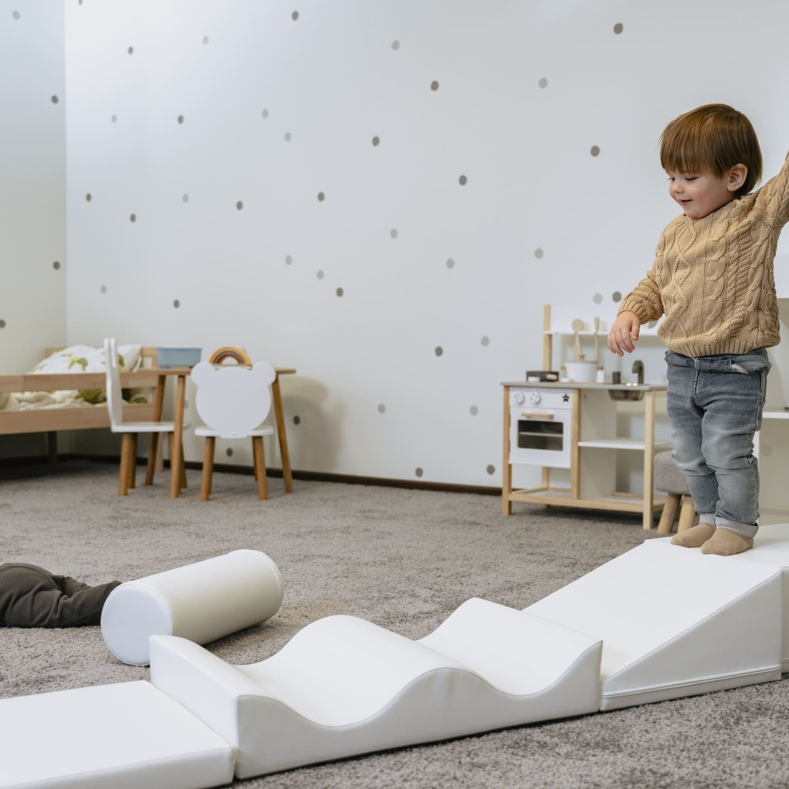 Soft Play 7 Foam Block Set - White Discoverer