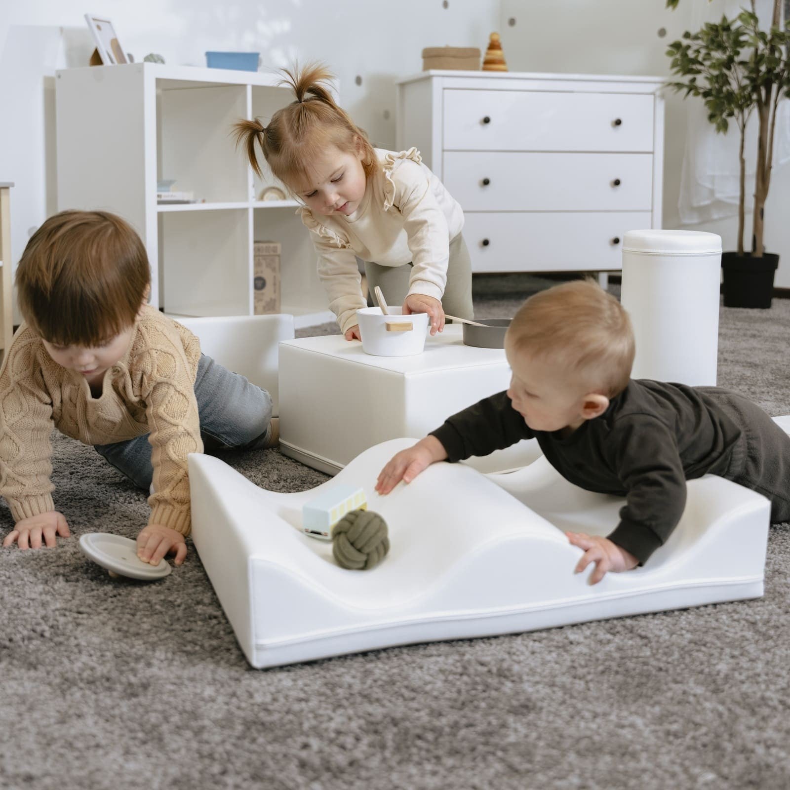 Soft Play 7 Foam Block Set - White Discoverer