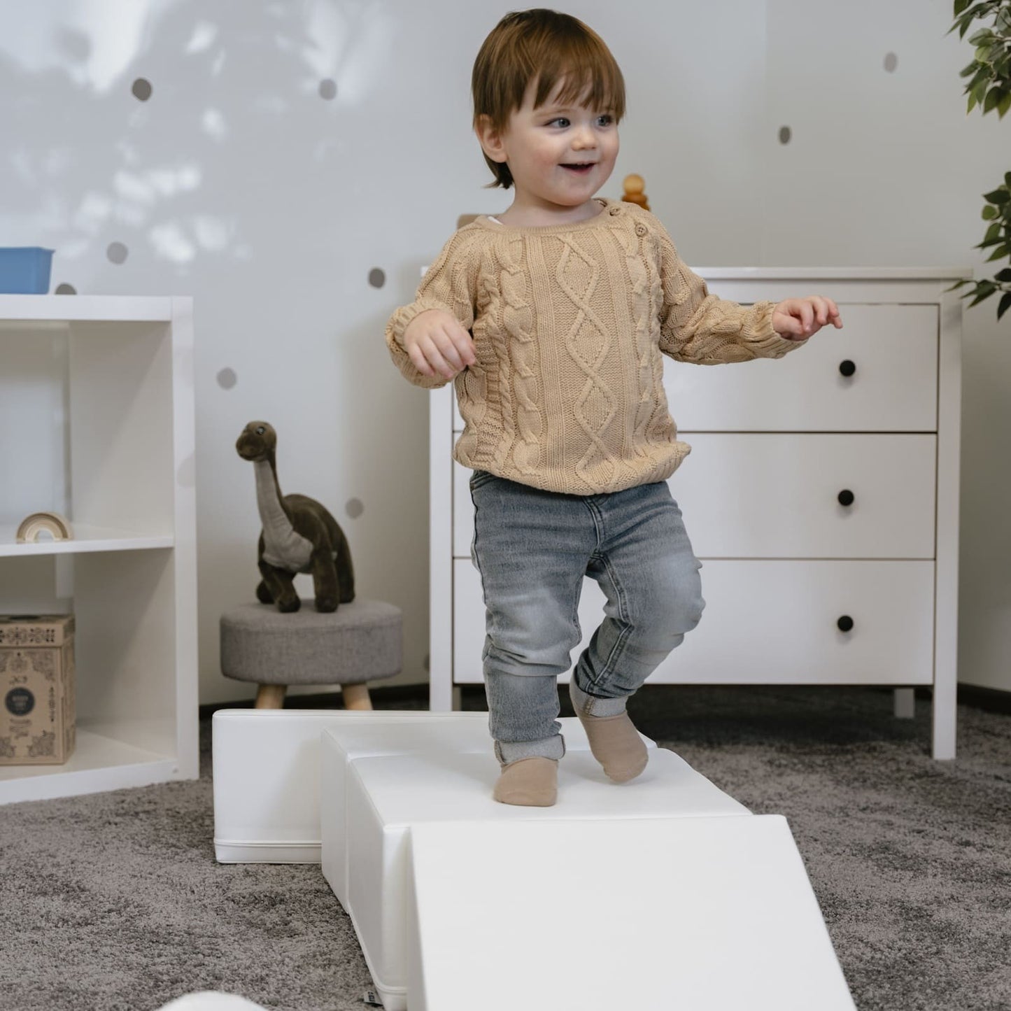 Soft Play 7 Foam Block Set - White Discoverer