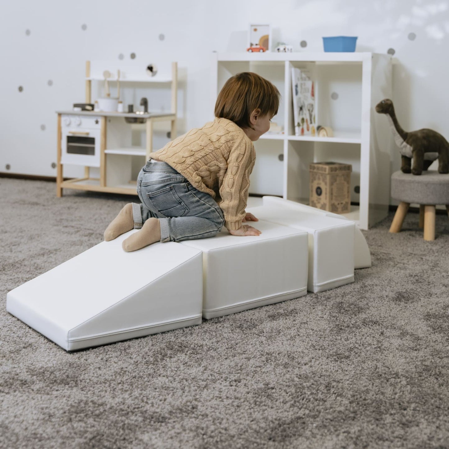 Soft Play 7 Foam Block Set - White Discoverer