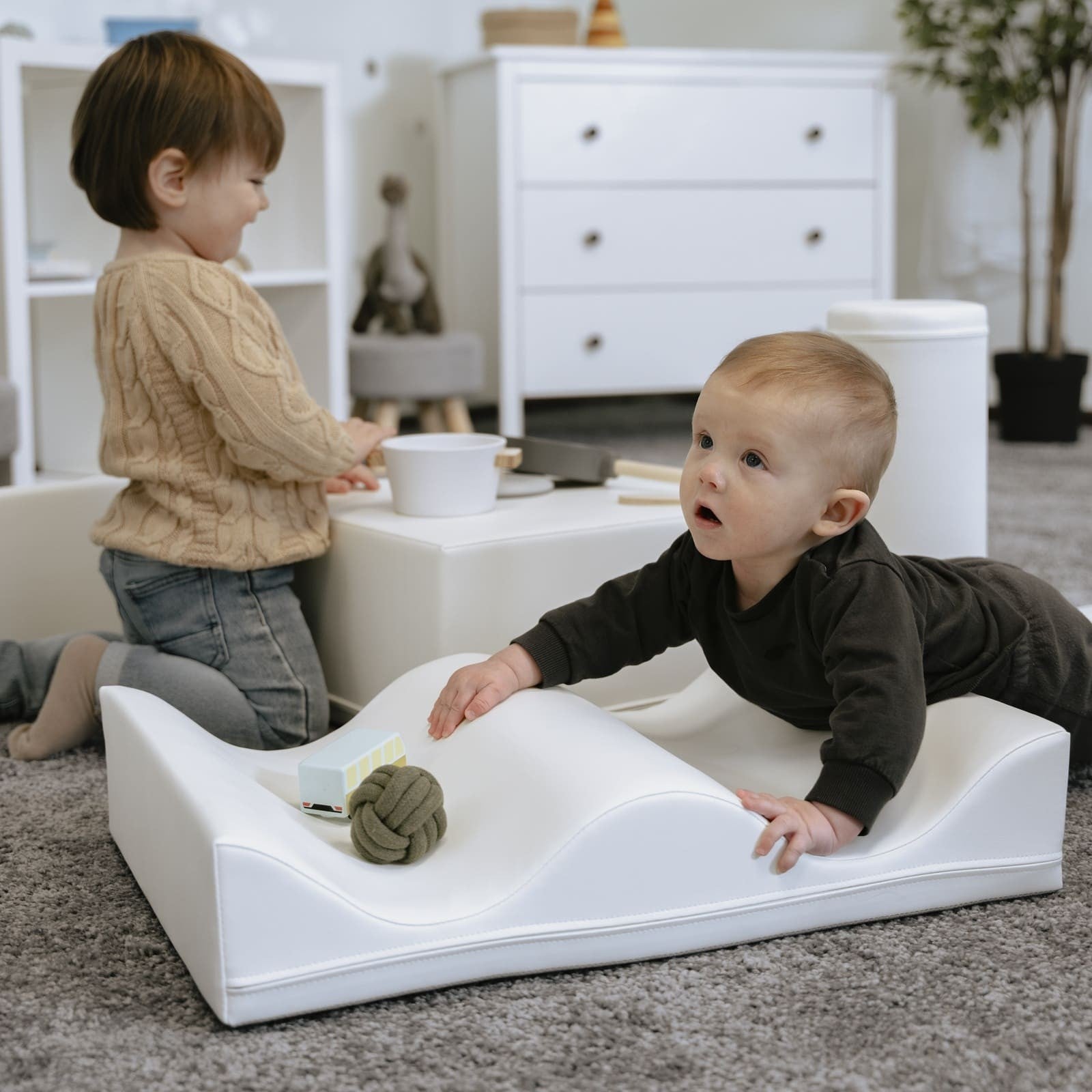 Soft Play 6 Foam Block Set - White Explorer